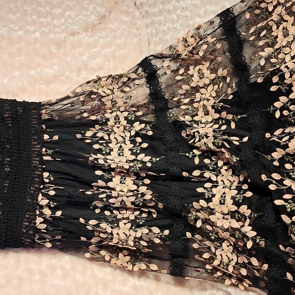 Jessakae Collection Embroidered  Fancy formal dress  Sz Med - Picture 8 of 15